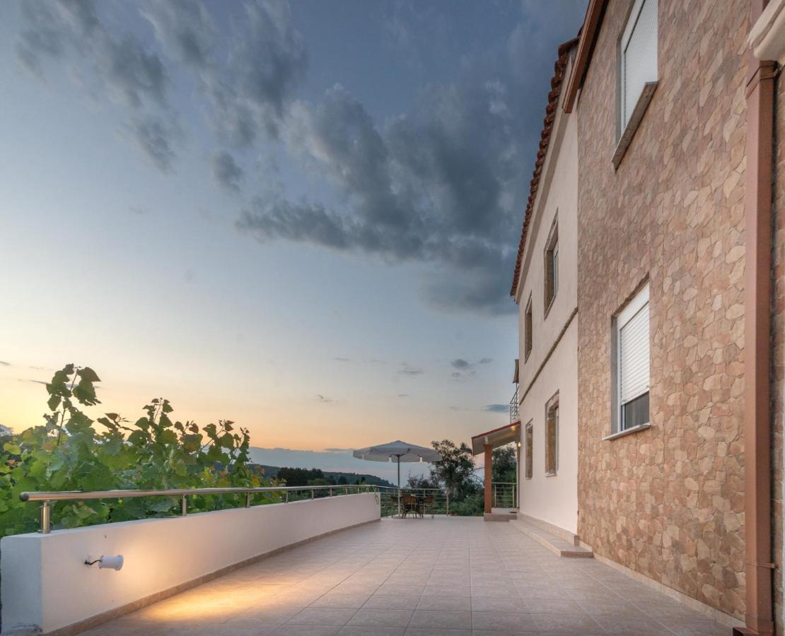 Villa Olea Stone House Near The Sea à Notos Extérieur photo